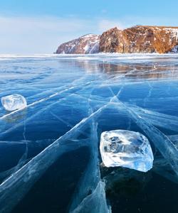 Лед Байкала