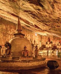  пещерный храм в Дамбулла