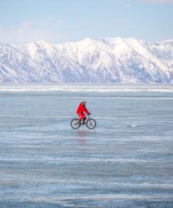 Лед Байкала