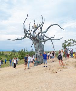 Скульптура Хранитель Байкала