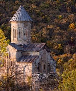 Церковь архангела Михаила в Икорте