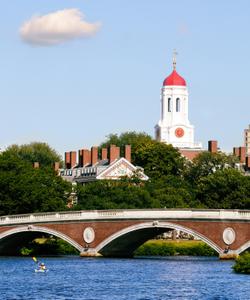 Гарвардский университет в Кембридже