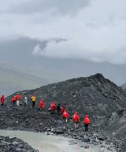 Туристы на Алтае