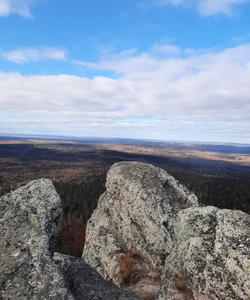 камень Полюд