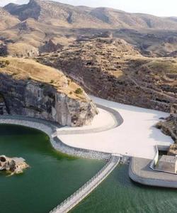 Водохранилище на реке Тигр 