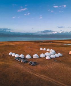 Юрточный лагерь в Киргизии