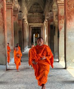 Храмовый комплекс Ангкор в Камбодже 
