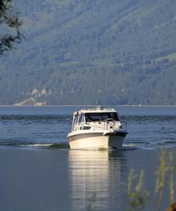 Прогулка на катере по Телецкому озеру