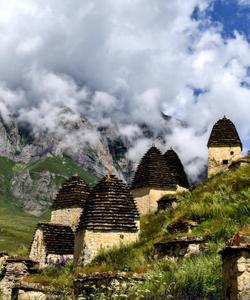 Склеповый комплекс в Северной Осетии