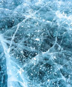 Лед Байкала