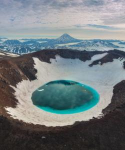 Вулкан Горелый