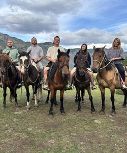 Прогулка на лошадях на Алтае