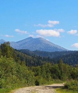 Поход по Поднебесным Зубьям