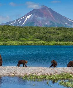 Курильское озеро