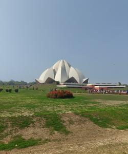 Храм Лотоса