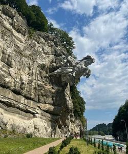 Монумент Уастырджи