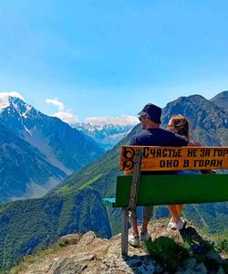 лавочка счастья на Архонском перевале