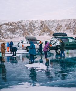 Джип-тур по льду Байкала