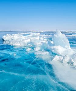 Лед Байкала