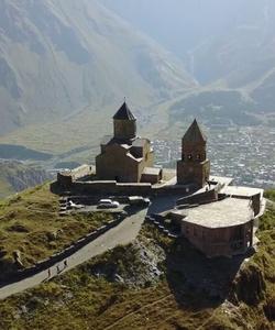 Подножие Казбека