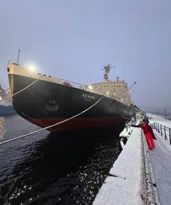 Атомный ледокол Ленин