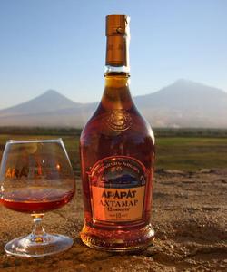 Коньяк Арарат