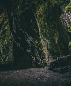 грот «Сквозной» 