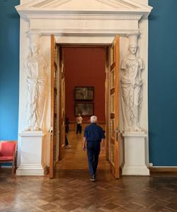 Романтический тур в Санкт-Петербург