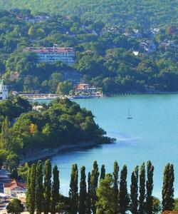 озеро Абрау