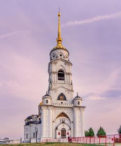 Колокольня Успенского собора во Владимире