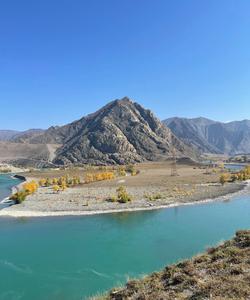 Слияние рек Чуя и Катунь