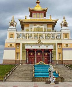 Золотая обитель Будды Шакьямуни