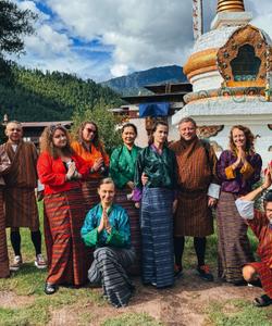 Бутанские наряды