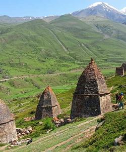 Город мертвых, Эльтюбю