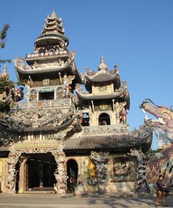 Пагода Линь Фуок, Далат