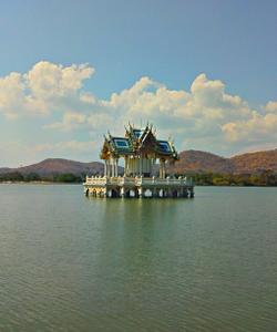 Водохранилище Кхао Тао