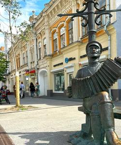 Памятник Саратовской гармошке