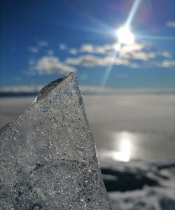 Лед Байкала