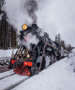 ретропоезд в Рускеалу