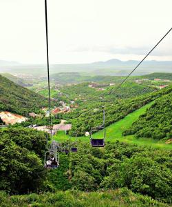 Канатная дорога Цахкадзора в Армении