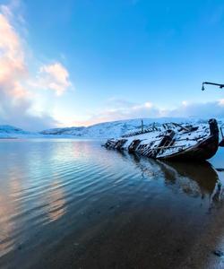 Кладбище кораблей в Териберке