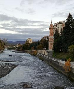 Набережная реки Терек во Владикавказе