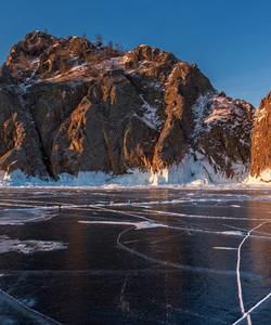 Скала Шаманка, Байкал