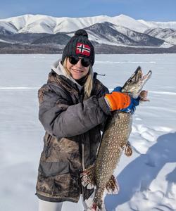 Зимняя рыбалка на Байкале