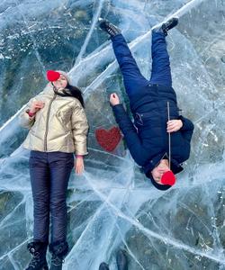 Тур на лед Байкала