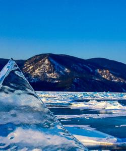 Лед Байкала