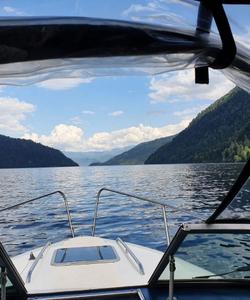 Экскурсия на катере по Телецкому озеру