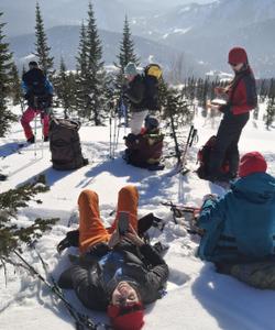 Тур на снегоступах к Каракольским озерам на Алтае