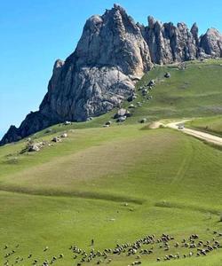 Гора Бешбармаг