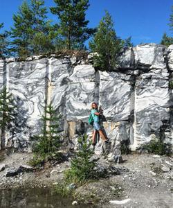 мраморные скалы